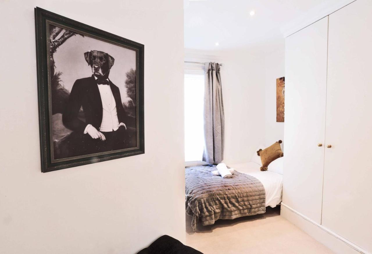 Piccadilly Circus Suites London Exterior foto