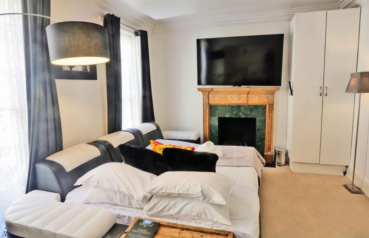 Piccadilly Circus Suites London Exterior foto