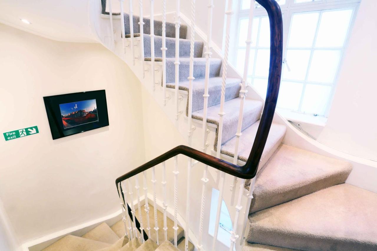 Piccadilly Circus Suites London Exterior foto